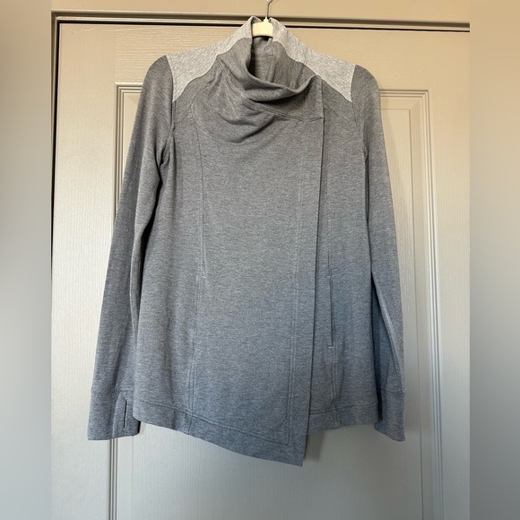 Lululemon Coast Wrap Asymmetrical Cowl Neck Cardigan/Jacket/Wrap - Picture 3 of 16